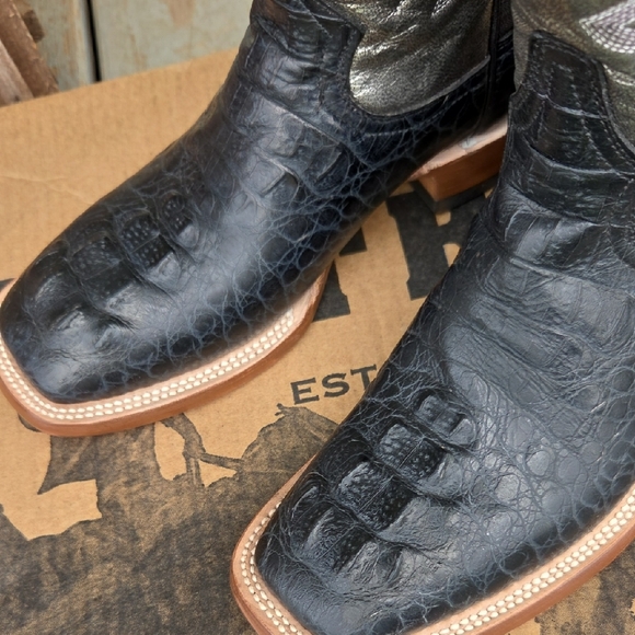 Mark Tanner Silver and Black Western Cowboy Boots NWT - Picture 5 of 11